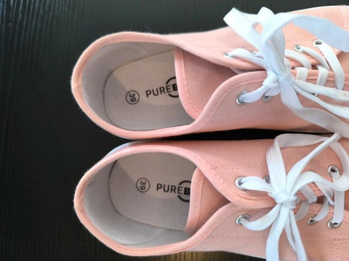Chaussures rose - photo numéro 3