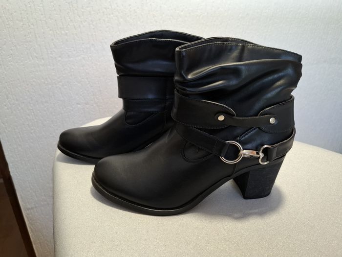 Belles bottines femme Lady Glam 39 noir talons 6 cm comme neuves - photo numéro 4