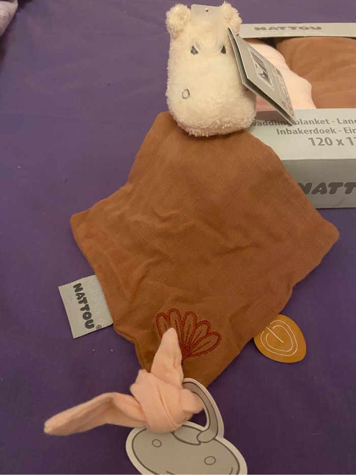 Doudou et lange d emmaillotage - photo numéro 2
