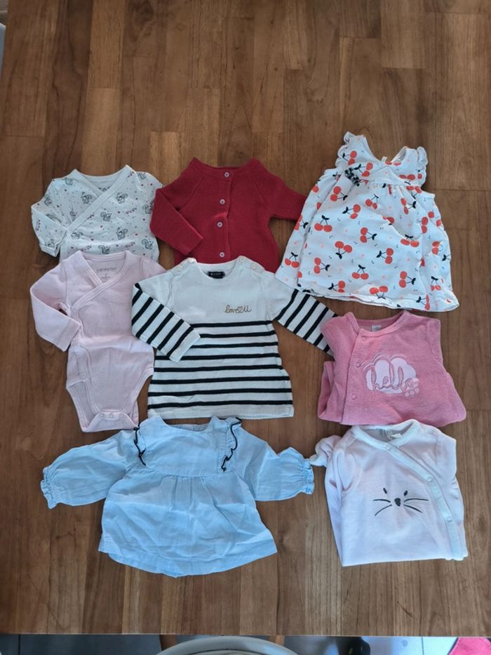 Lot fille 1mois 8 pièces 52/54cm