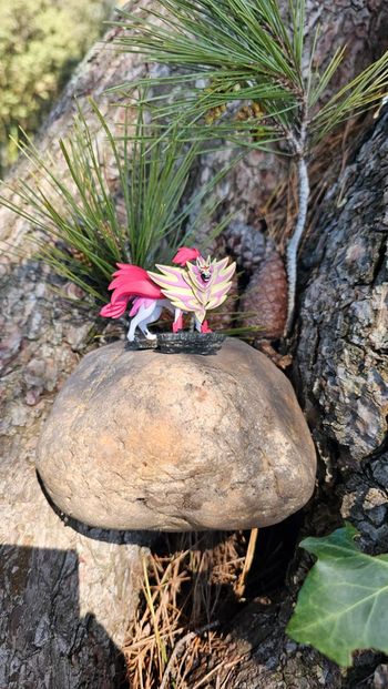 Super figurine Pokemon Nintendo zamazenta