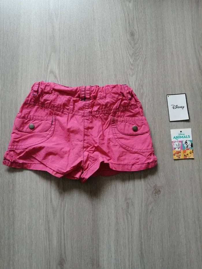 Short rose high school musical / (8ans) - photo numéro 2
