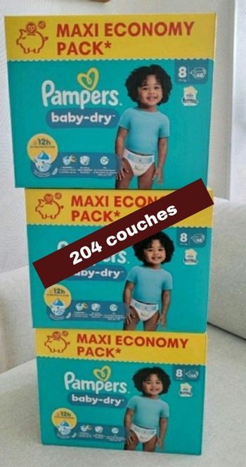 204 couches Pampers taille 8 Baby Dry +17kg  lot de 3 cartons 
