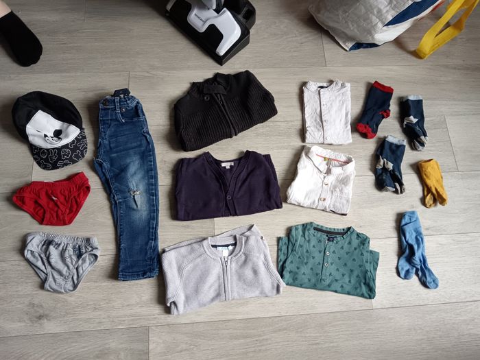 Gros lot de vêtement - photo numéro 3