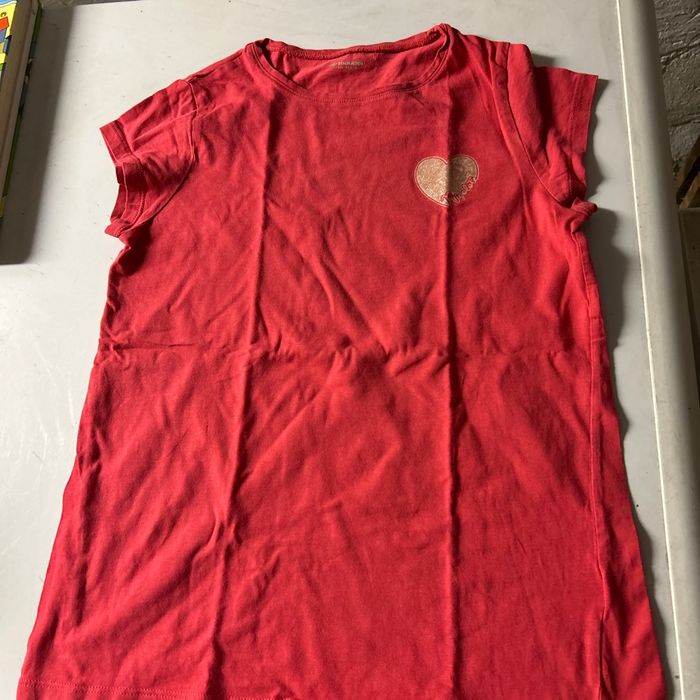 TEE shirt