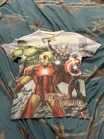 Tee shirt / haut manches courtes Marvel 10 ans