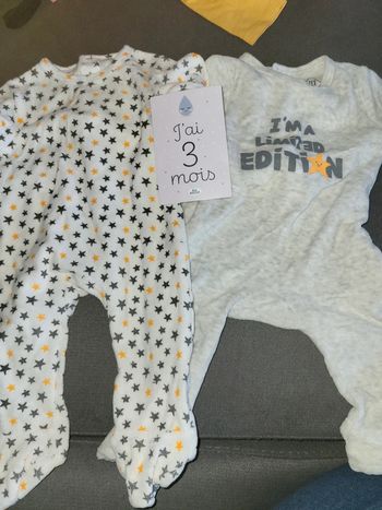 Lot 2 pyjamas limited édition