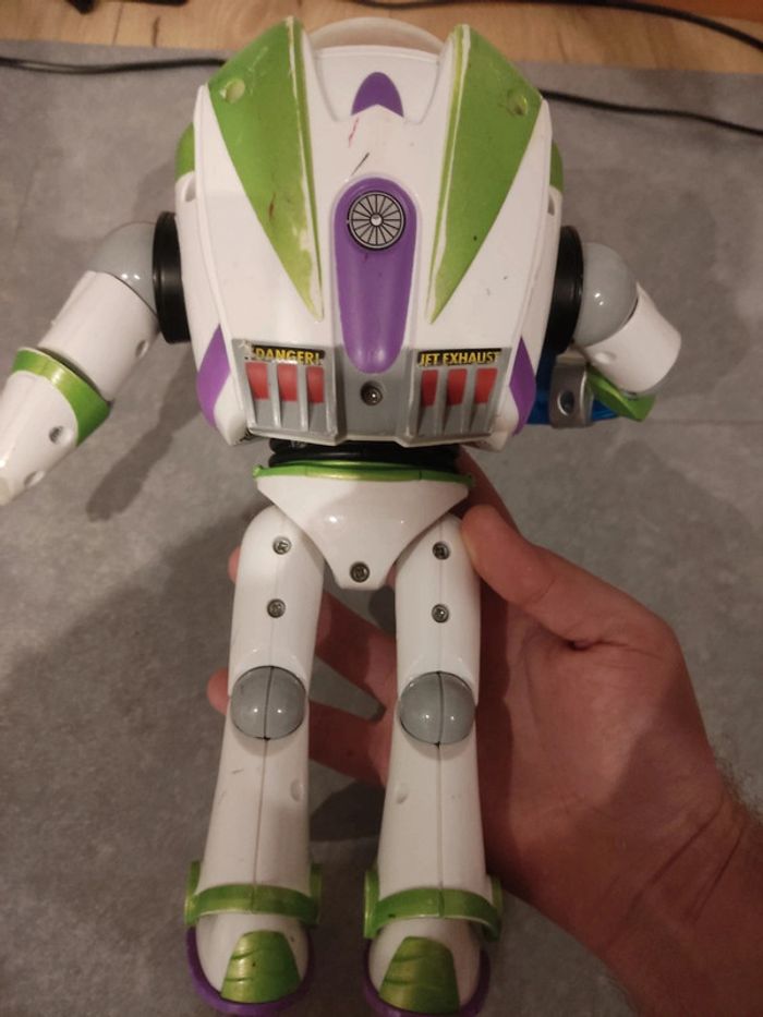 Jouet buzz l'éclair toy story lumineux Mattel 2012 - photo numéro 6