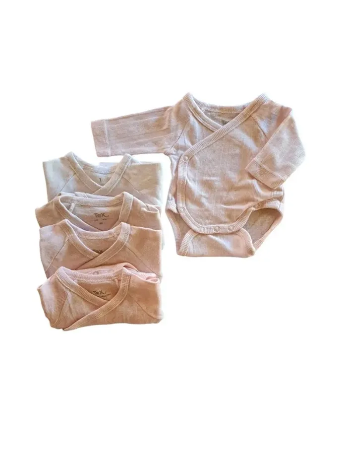 Lot de 5 bodys - photo numéro 3