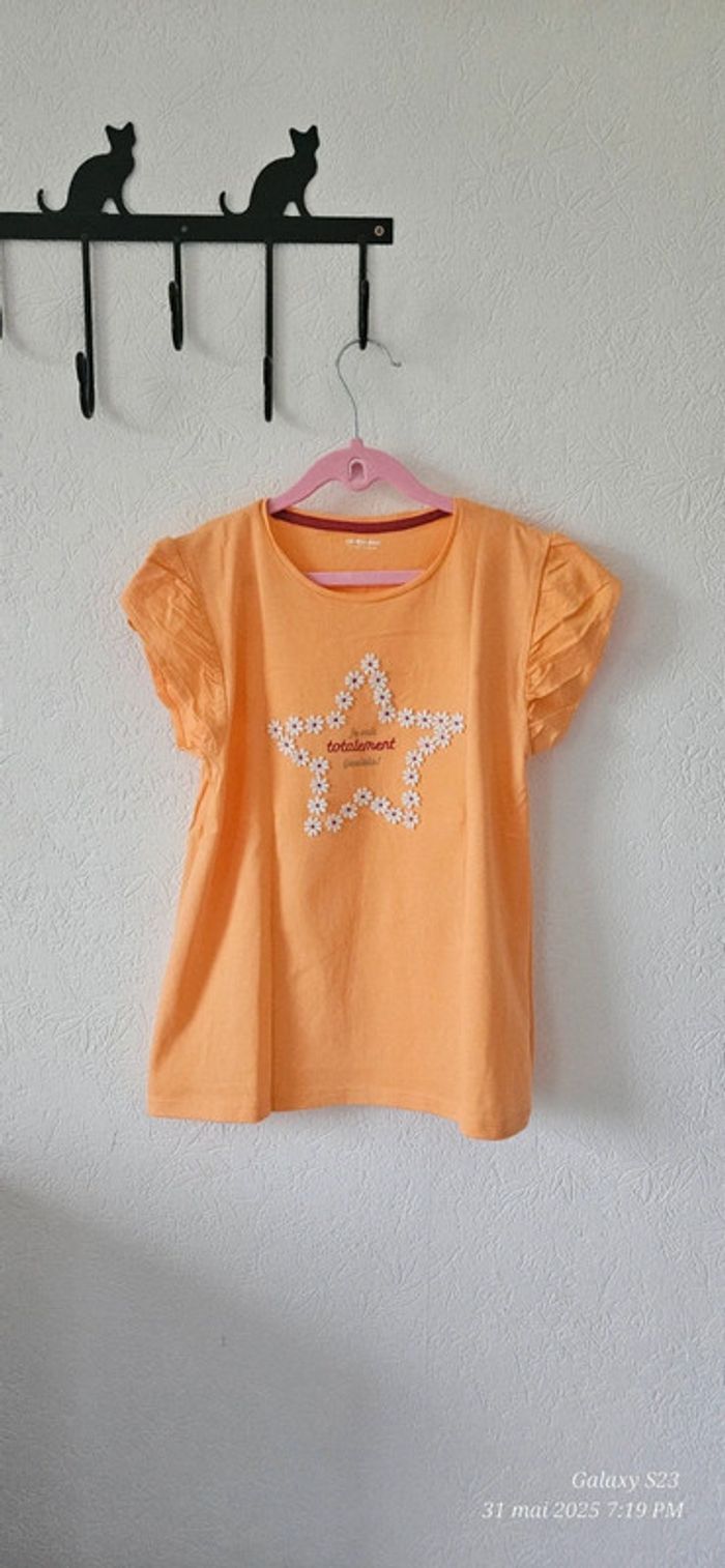 T.shirt manches courtes imprimé pâquerettes 12A