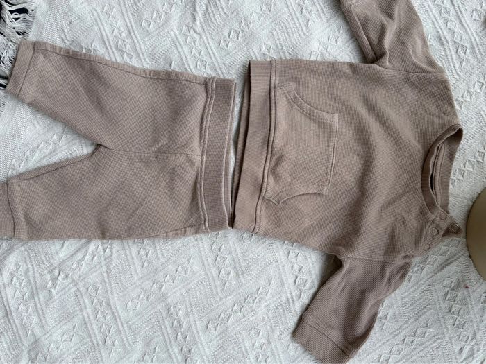 Ensemble kiabi type survêtements, bébé garcon, taille 3 mois - photo numéro 5