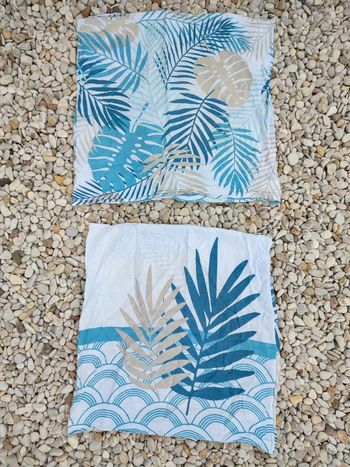 deux taies d'oreiller 63*63