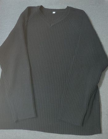 Pull noir
