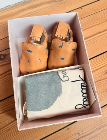 Chaussons Easy Peasy neuf dans leur boîte 0/6 mois