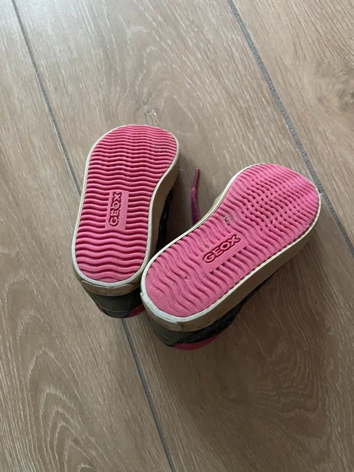 Chaussures pointure 24 - photo numéro 5