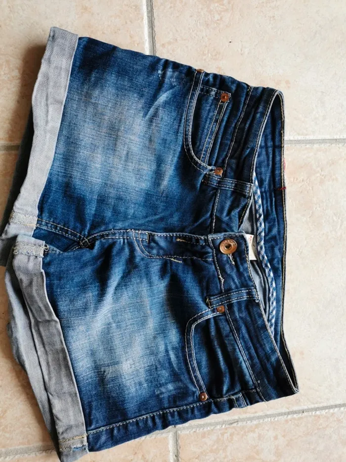 Short jean