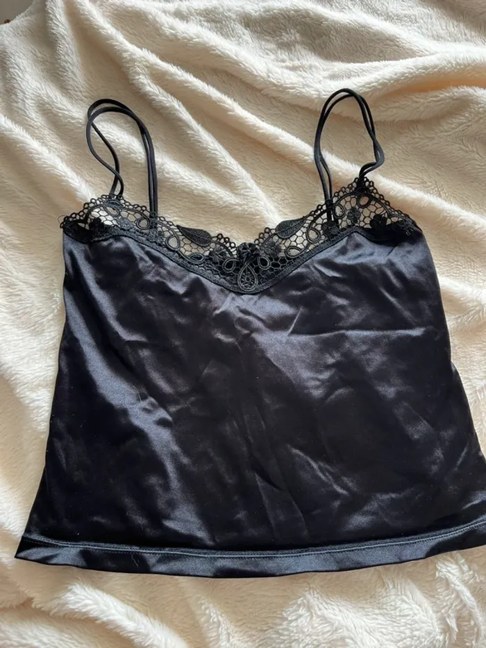 Haut noir effet satin à bretelles – sexy & chic – Taille 34 - photo numéro 2