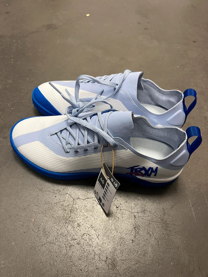 Chaussures de foot traxium Edge turf .ft
