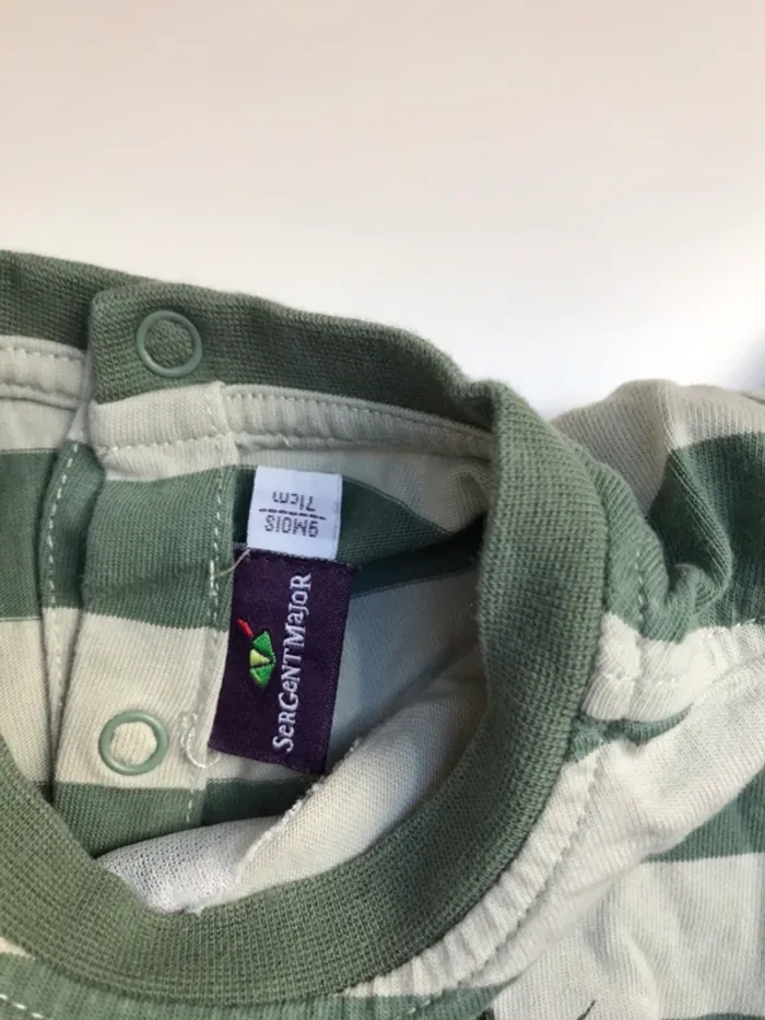 Lot salopette, polo et chaussettes demi saison 9 mois - photo numéro 4