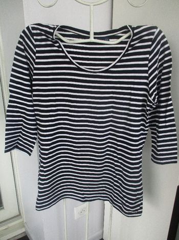 tee-shirt à rayures