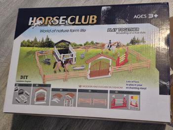 Club hippique écurie chevaux avec figurines, chevaux et accessoires