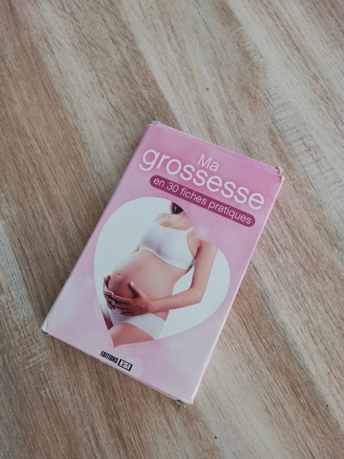 Ma grossesse en 30 fiches pratiques Editions ESI