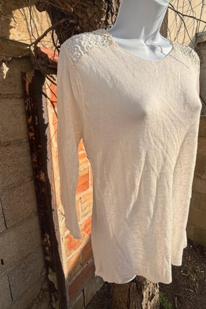 Pull fin épaule en dentelles Zara - photo numéro 3