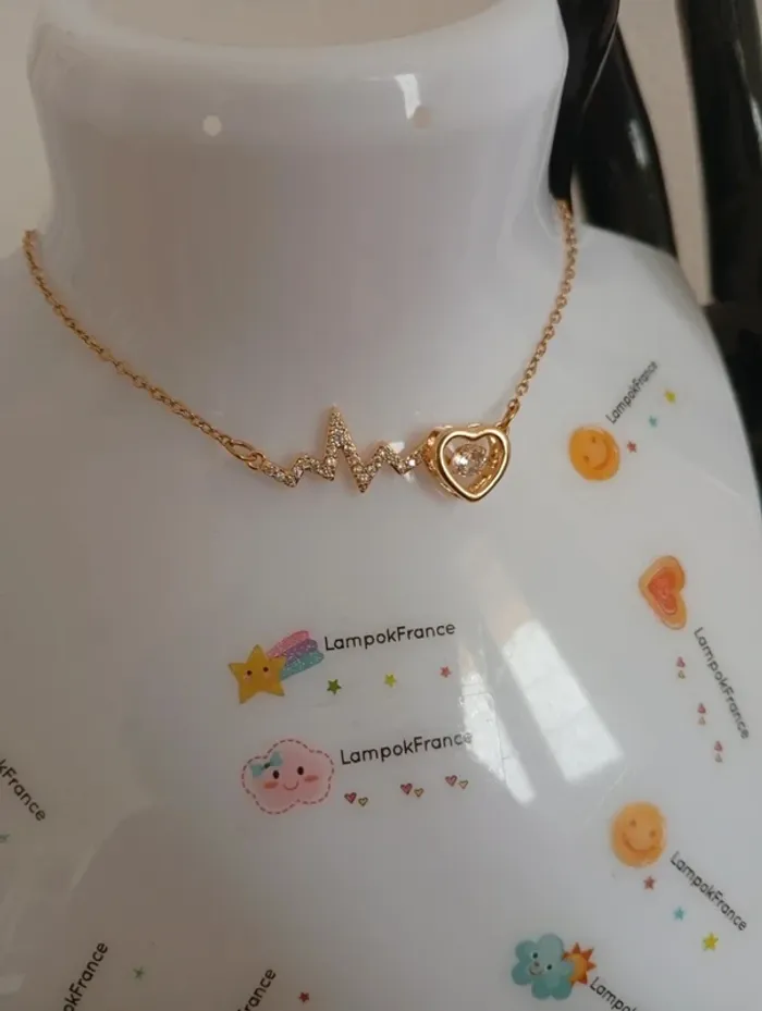 Solde 💝 Collier chaine dorée coeur et signe de fréquence cardiaque - photo numéro 2