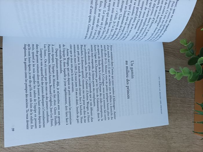 Livre Emmanuel Petit à fleur de peau - photo numéro 2