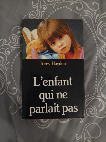 Livre (18) 📚 L'enfant qui ne parlait pas