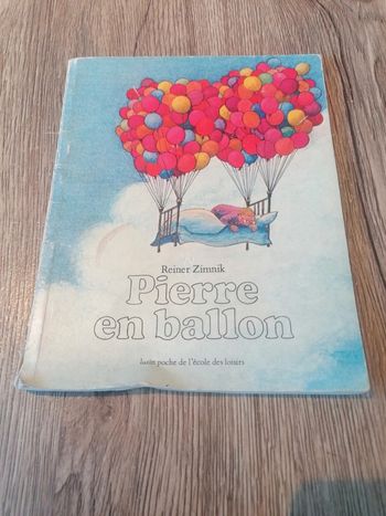 Livre Pierre en ballon