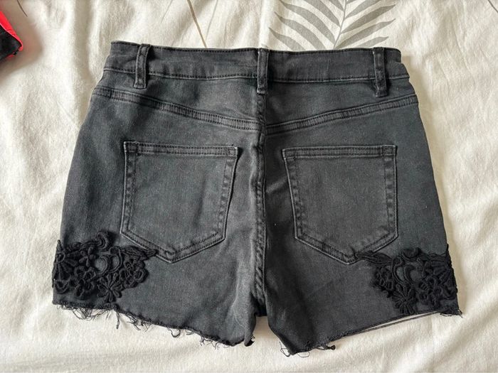 Short noir foncé femme