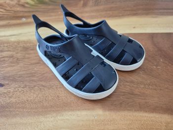 Sandales de plage / piscine / chaussures d'eau
