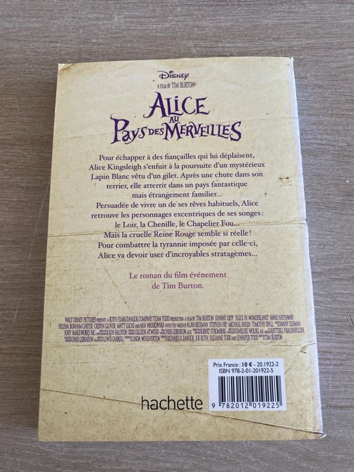 Alice au pays des merveilles - photo numéro 2