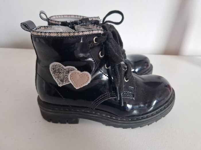 Boots en cuir verni noir - photo numéro 3