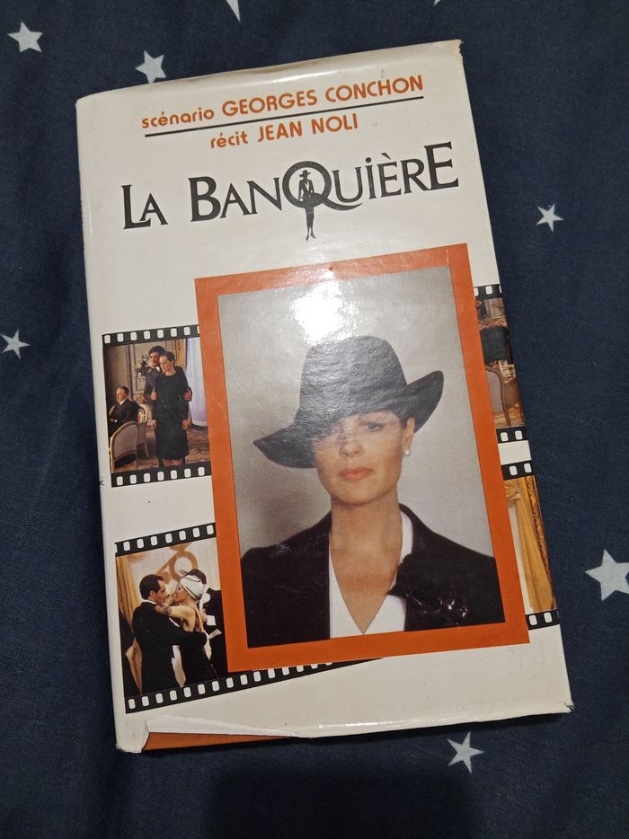 Livre (131) 📚 La banquière