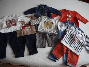 Lots Vêtements Obaibi en 3 mois : 6 Ensembles + 1 Pyjama velours