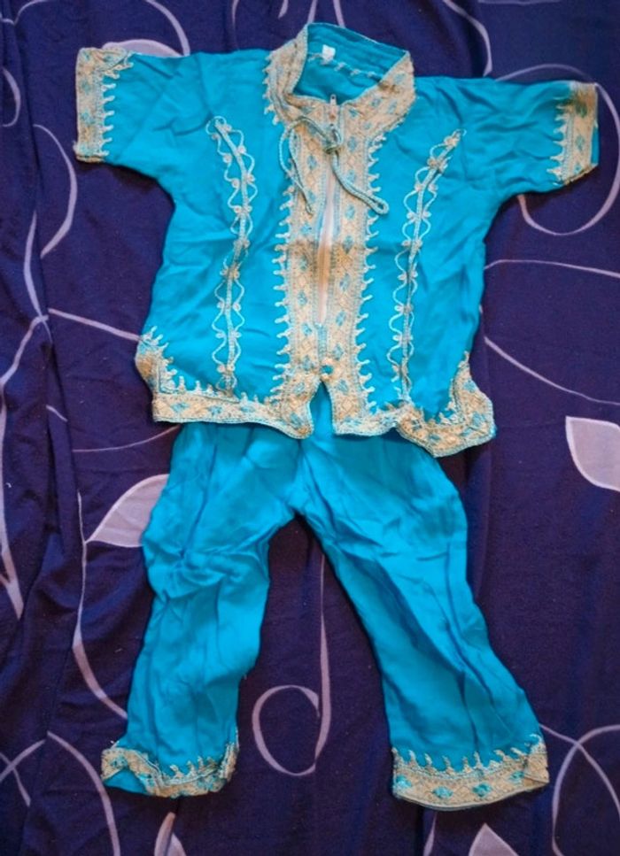 Ensemble traditionnel marocain