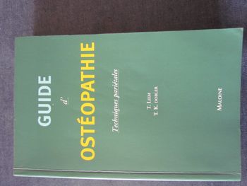 (1195) Livre "Guide d'ostéopathie" techniques pariétales par T. Liem et T.K. Dobler de 2004