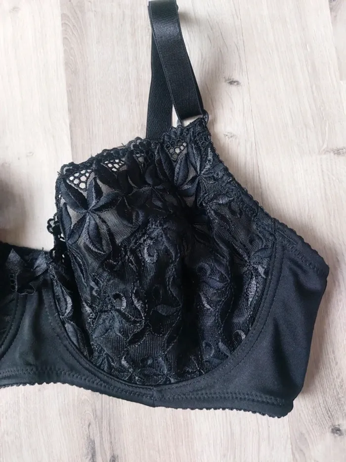 Soutien gorge Noir - photo numéro 2