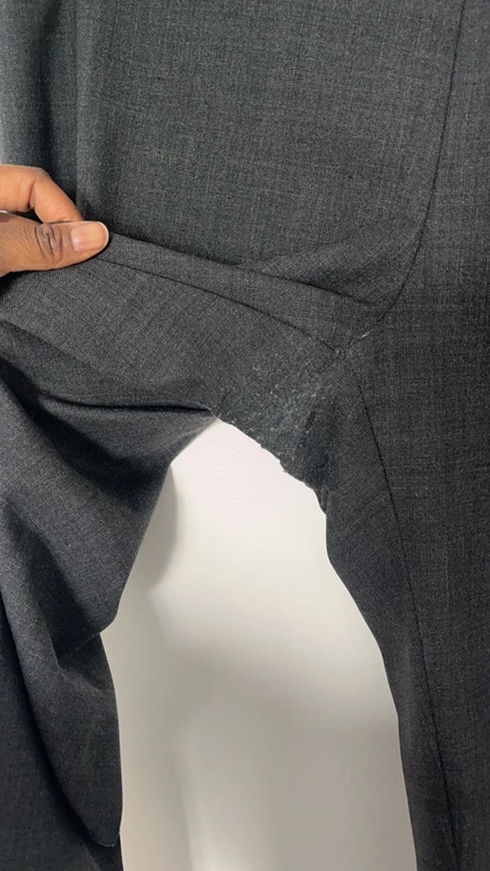 Pantalon droit a pince gris à bandes latérales rouges Weill - photo numéro 3