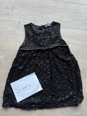 Robe 5 ans