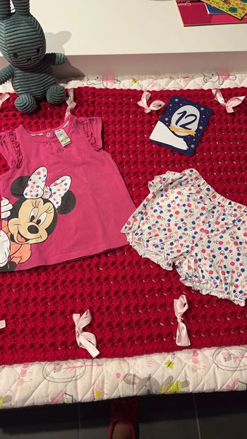 Ensemble Disney Baby 12 mois