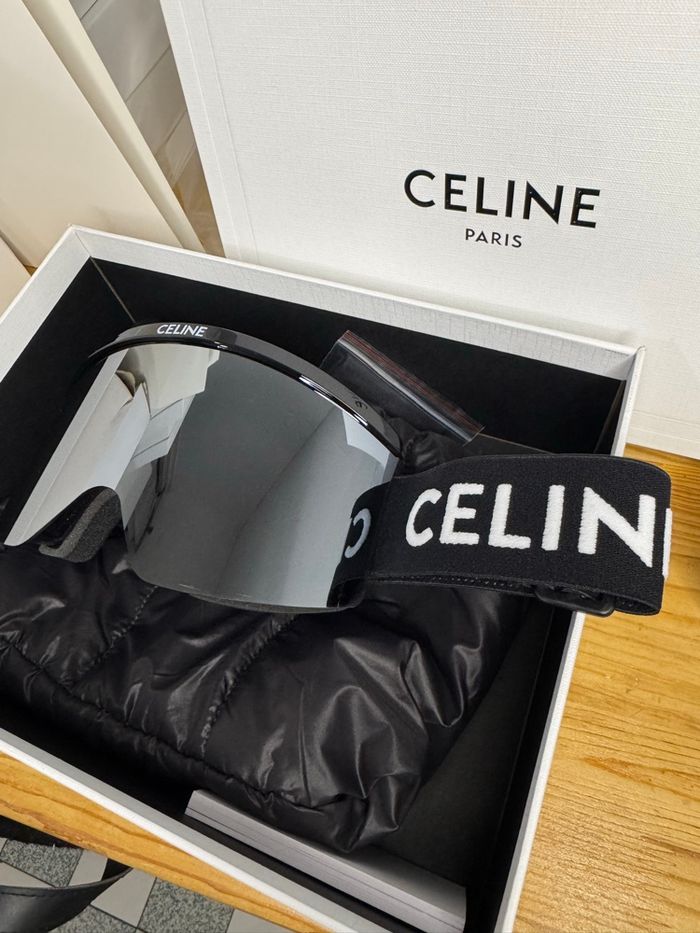 Masque de ski Céline 2025 ( 610€ en boutique ) - photo numéro 2