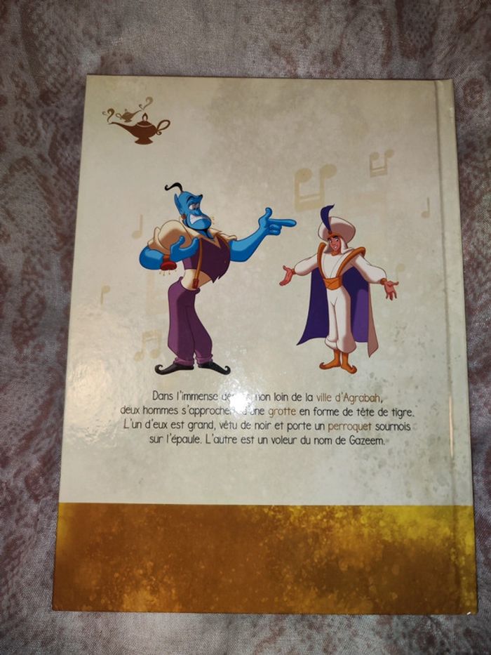 Livre aladin - photo numéro 2