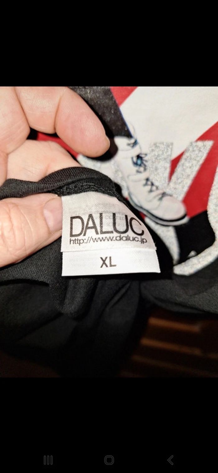 Tshirt taille XL - photo numéro 3