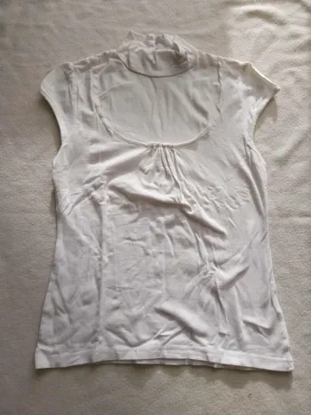 Haut chic blanc avec col montant TM