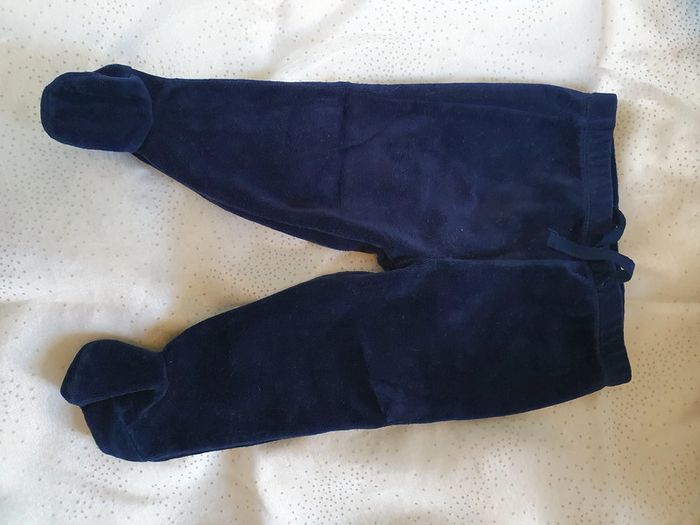 Ensemble bleu marine velours neuf sans étiquette 0-3 mois - photo numéro 2