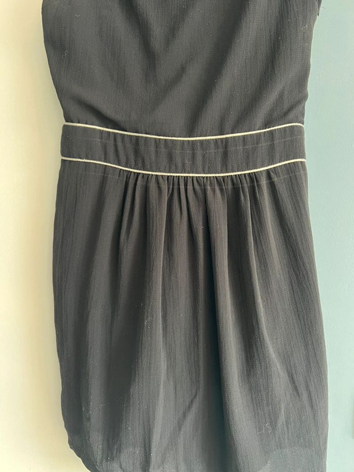 Robe noir - photo numéro 2