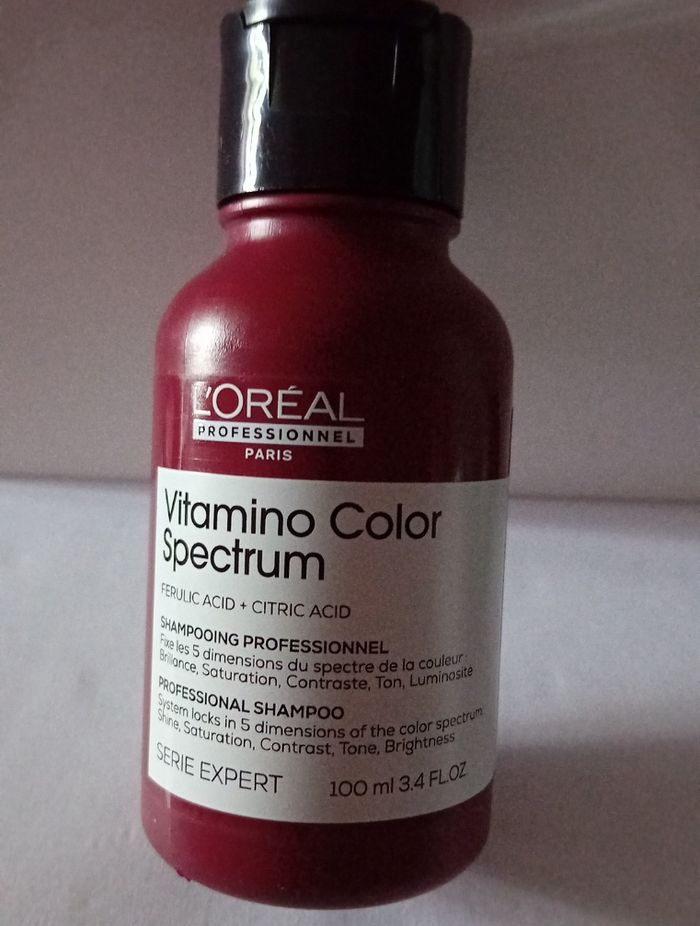 Shampoing l oreal. Vitamino color spectrum. Contenance 100 ml